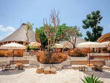 Mari-Beach-Club